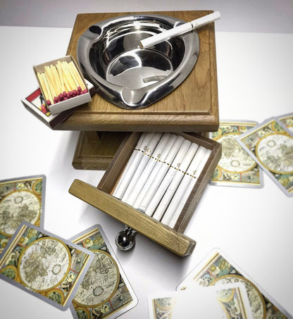 Дървен пепелник с чекмедже за цигари